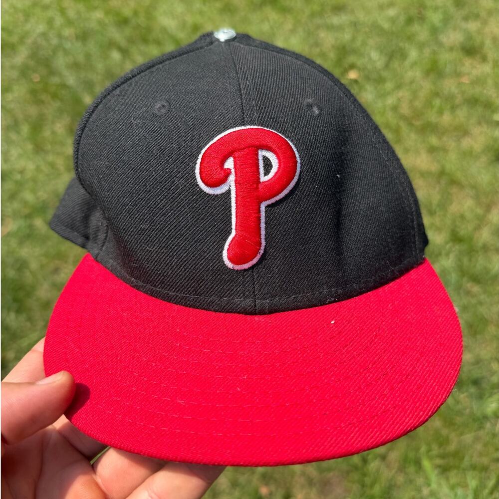 new era kids 6 5/8 philadelphia phillies fitted hat cap